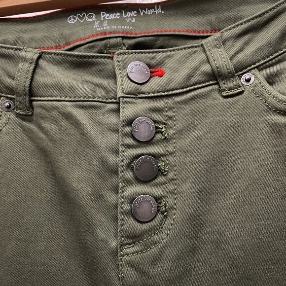 Peace Love World Olive Green Raw Hem Button Front Flare Jeans Women’s Size 2 - Picture 7 of 12
